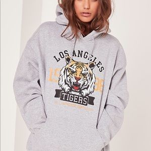 LA Tigers Oversized Sweatshirt / Missguided